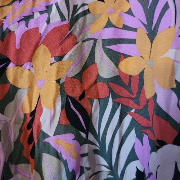 SUMMER pants ☀️ 🏖 - Picture 3 of 4